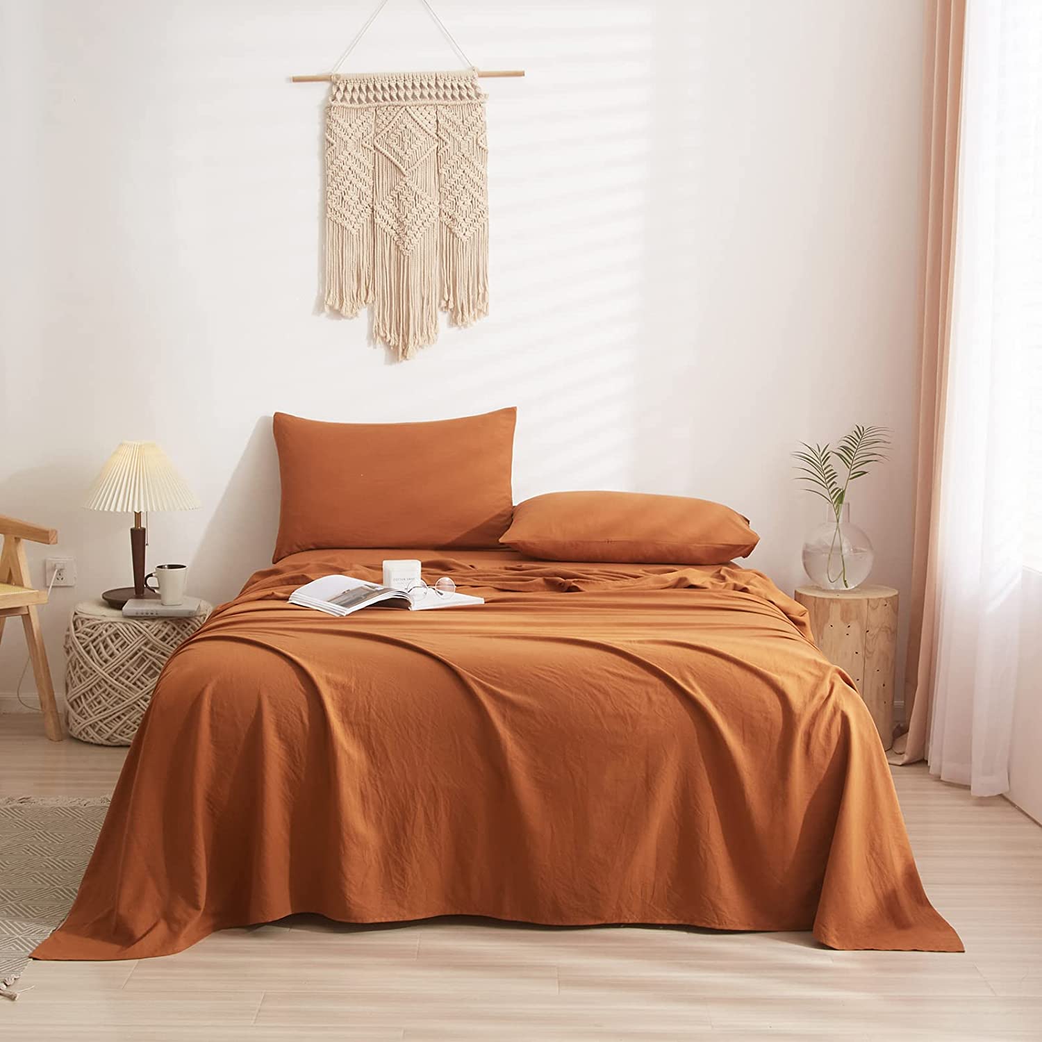 مجموعة أغطية السرير (غشاء سرير + غطاء + غشاء الوسادة)