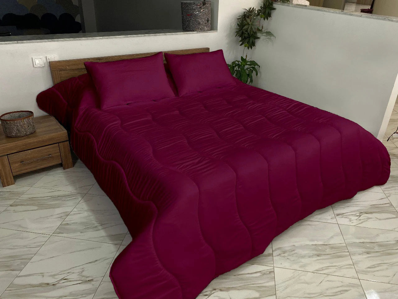 Pack Couette KASBAH  Uni Aubergine Acheté = Oreiller Kasbah Offert
