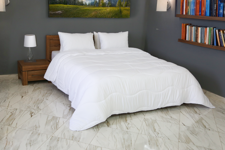 Pack Couette Blanche Microfibre Kasbah acheté = Oreiller Kasbah offerte - Antiallergique & Douce  // Le confort idéal pour la mi-saison C°++