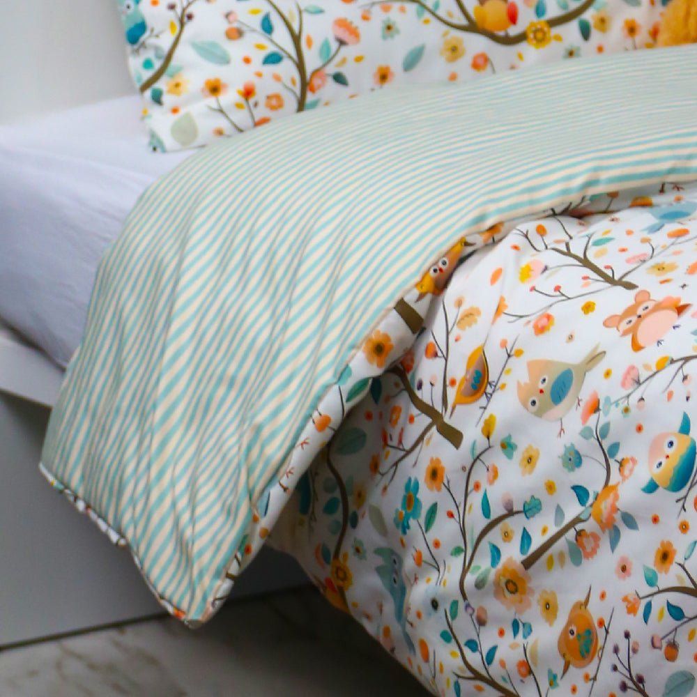 🍄 Housse de Couette Bébé Premium Double Face "Bosquet Enchanté" (Housse -115x130cm- + 1 TO -30x50 cm-) - Un Luxe pour Votre Bébé 🍄// Collection 'Berçeaux de Rêves' ! ✨ - Couette & Housse de Couette Dwirty Maroc