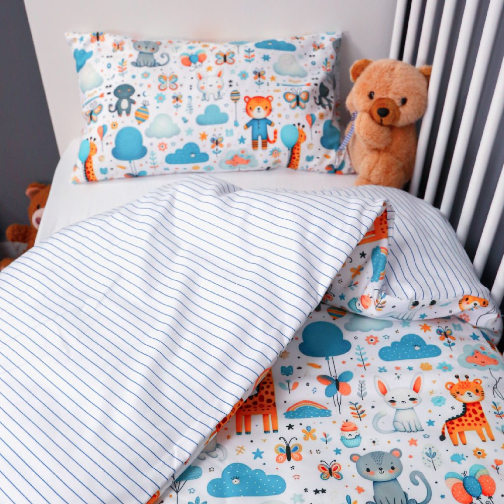 🍄 Housse de Couette Bébé Premium Double Face "Jungle en Fête" (Housse - 115x130cm - + 1 TO - 30x50 cm - ) - Un Luxe pour Votre Bébé 🍄// Collection 'Berçeaux de Rêves' ! ✨ - Couette & Housse de Couette Dwirty Maroc