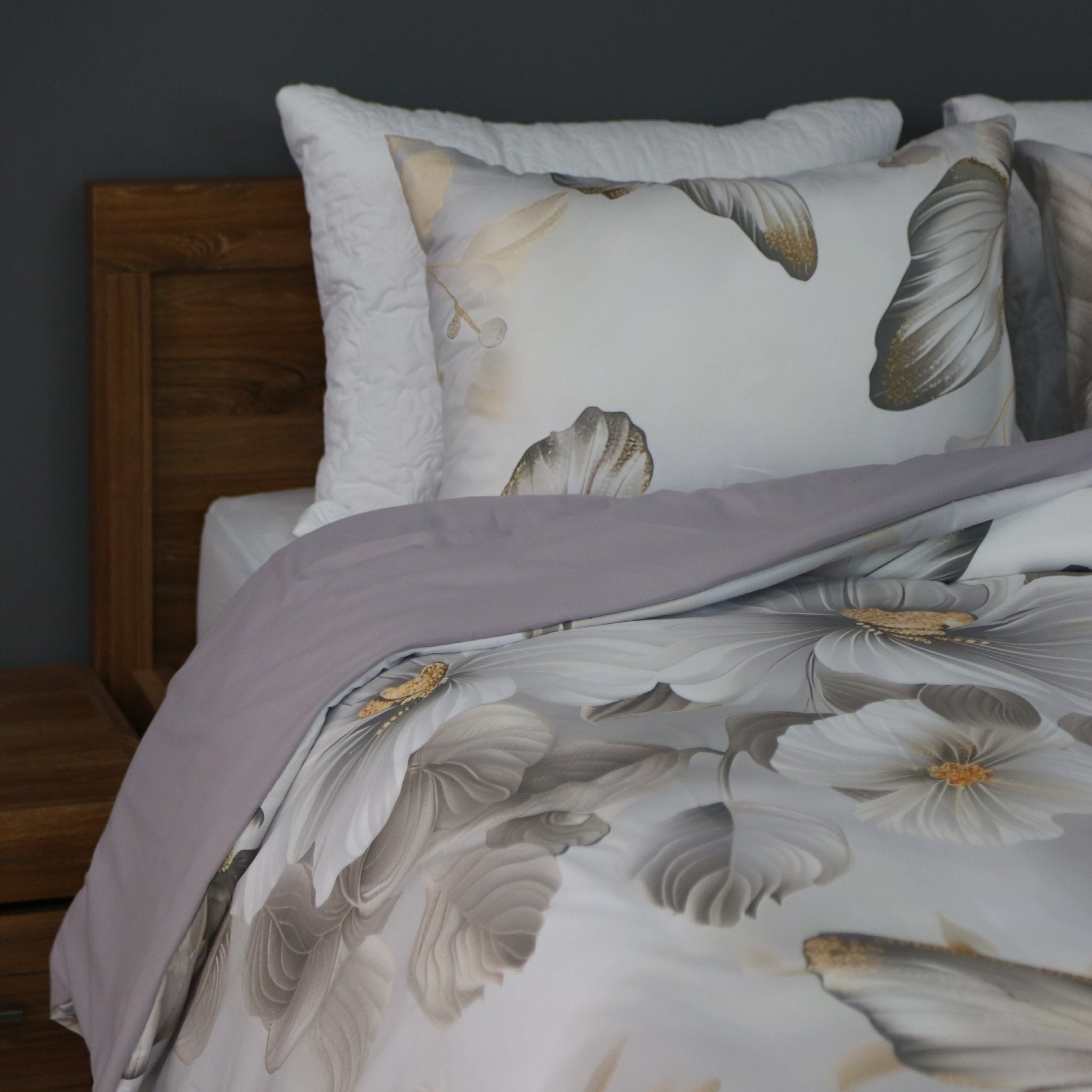 Housse de Couette Double Face Papillon de Lune – Summer Butterfly / Un été, deux ambiances. - Couette & Housse de Couette Dwirty Maroc