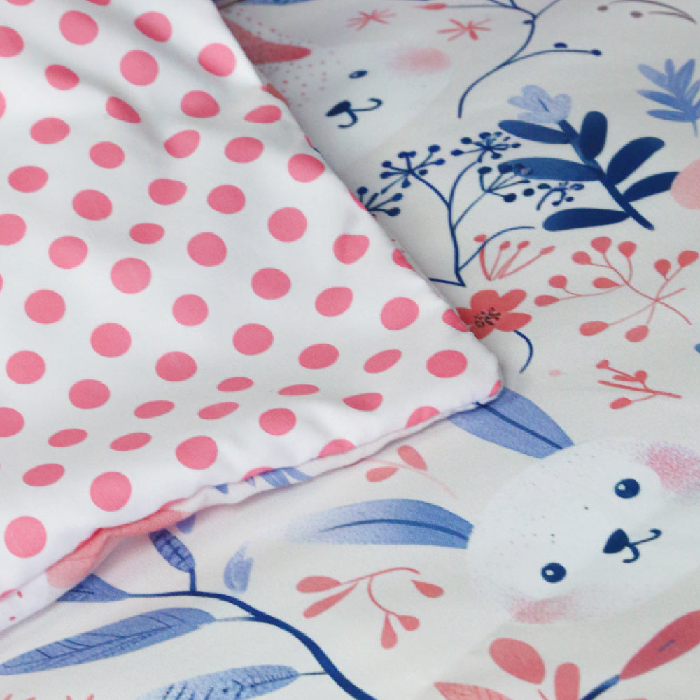 🍄 Housse de Couette Bébé Premium Double Face "Câlins Lapins" (Housse -115x130cm- + 1 TO -30x50 cm-) - Un Luxe pour Votre Bébé 🍄// Collection 'Berçeaux de Rêves' ! ✨