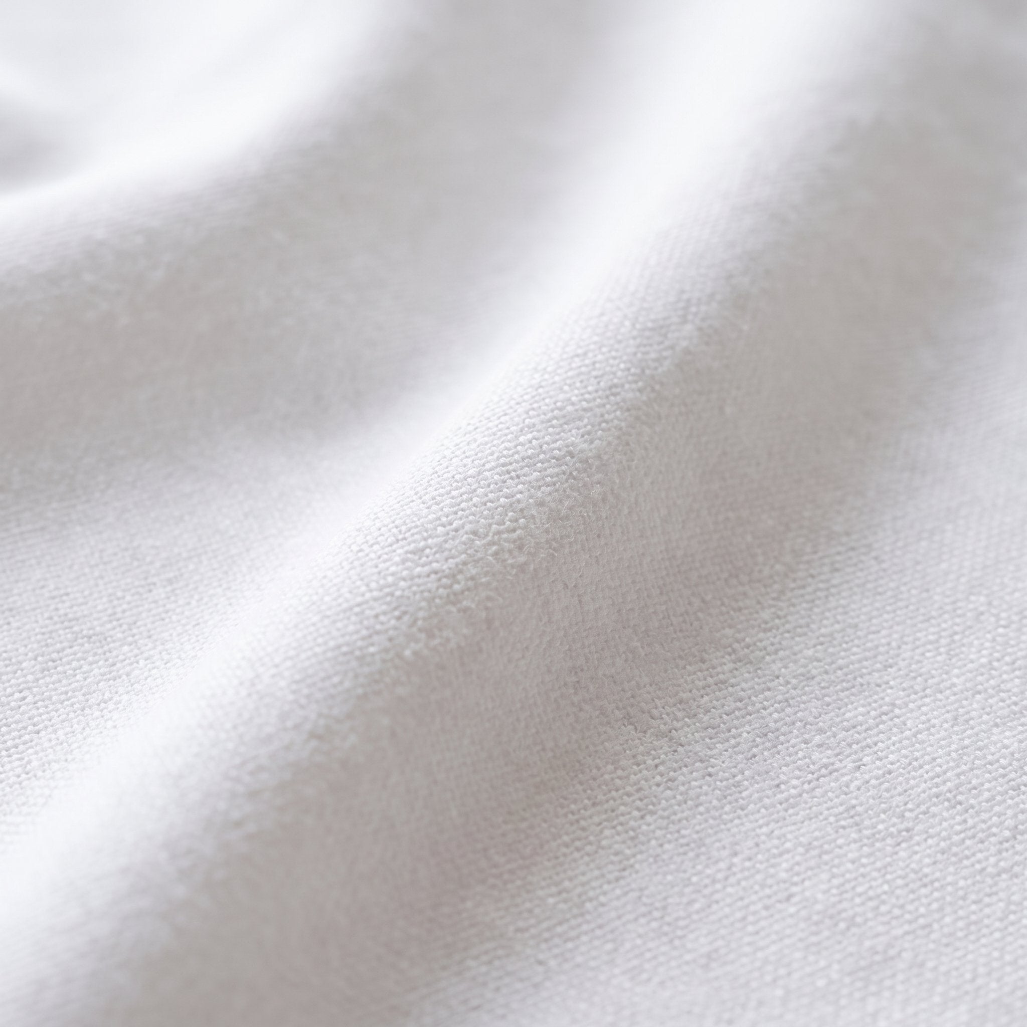 Nappe unie blanche + serviettes assorties