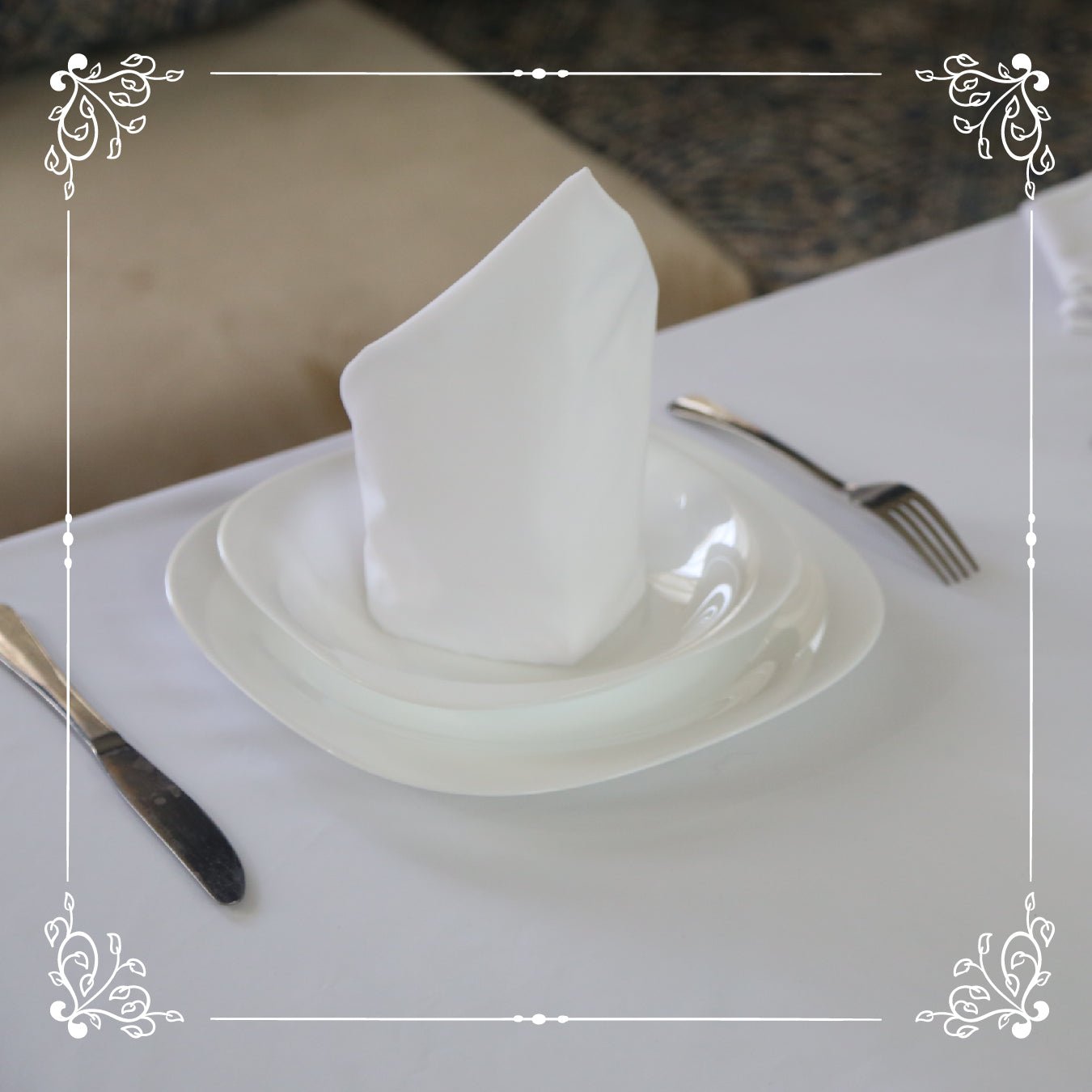 Nappe de Table Blanche + Serviettes Assorties – Élégance et Protection au Quotidien - Nappe de Table Dwirty Maroc