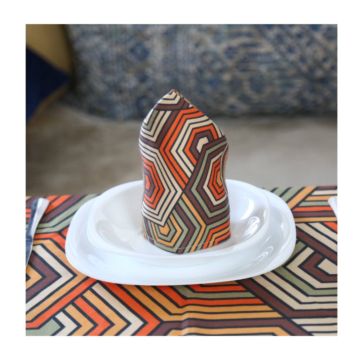 Nappe de Table Élégance Minérale – Collection ÉLÉGANCE MODERNE ✨ - Nappe de Table Dwirty Maroc