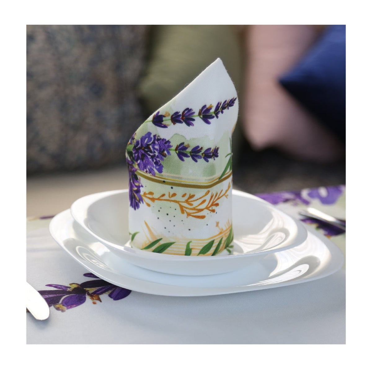 Nappe de Table Fleur de Minuit – Collection ÉLÉGANCE MODERNE ✨ - Nappe de Table Dwirty Maroc