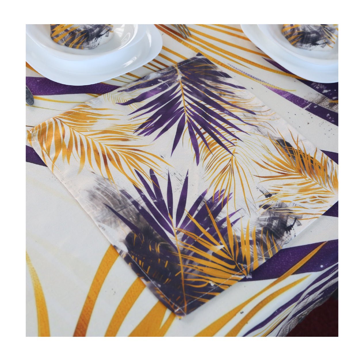 Nappe de Table "Reflets Exotiques" – Collection ÉLÉGANCE MODERNE - Nappe de Table Dwirty Maroc