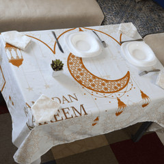 Nappe Élégante pour une Table Festive 🌙 "Éclat du Ramadan" - 🌙 - Nappe de Table Dwirty Maroc