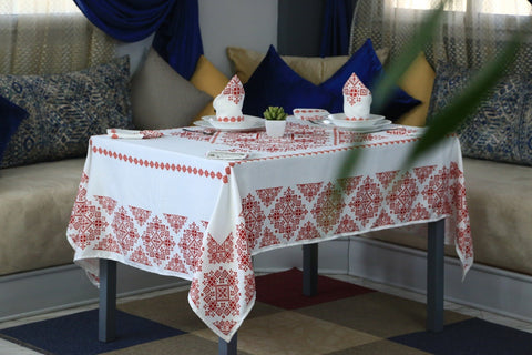 Nappe "Taj Fès" de la Collection "Touches de Fès Luxueuses" // BF2024 - Nappe de Table Dwirty Maroc