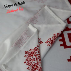 Nappe "Zahrat Fès" de la Collection "Touches de Fès Luxueuses" - Rouge - Nappe de Table Dwirty Maroc