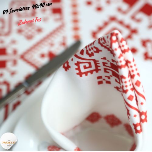 Nappe "Zahrat Fès" de la Collection "Touches de Fès Luxueuses" - Rouge - Nappe de Table Dwirty Maroc