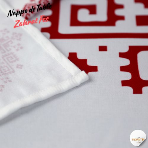 Nappe "Zahrat Fès" de la Collection "Touches de Fès Luxueuses" - Rouge - Nappe de Table Dwirty Maroc